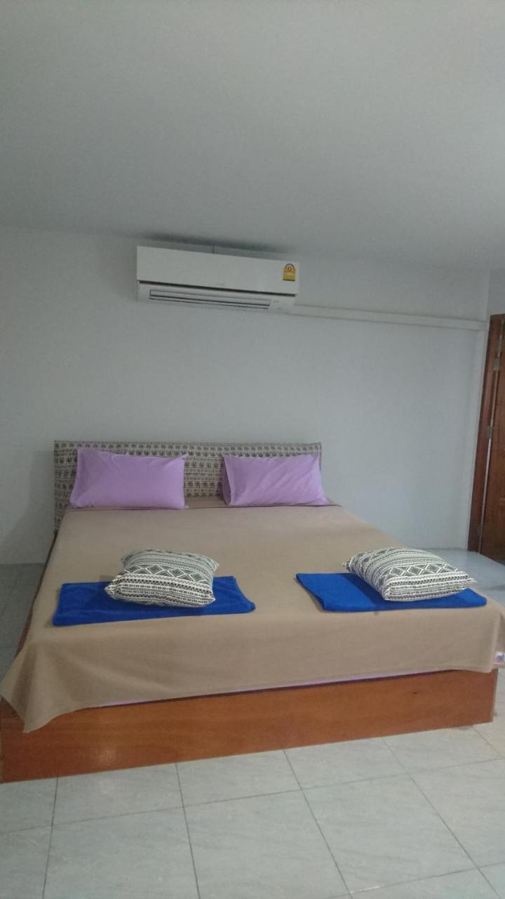 Easy Rooms And Minimart Ko Lanta Kültér fotó