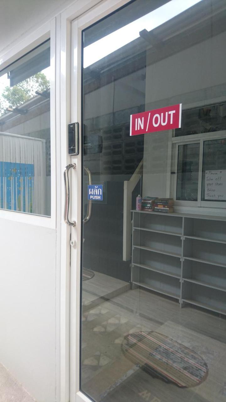 Easy Rooms And Minimart Ko Lanta Kültér fotó