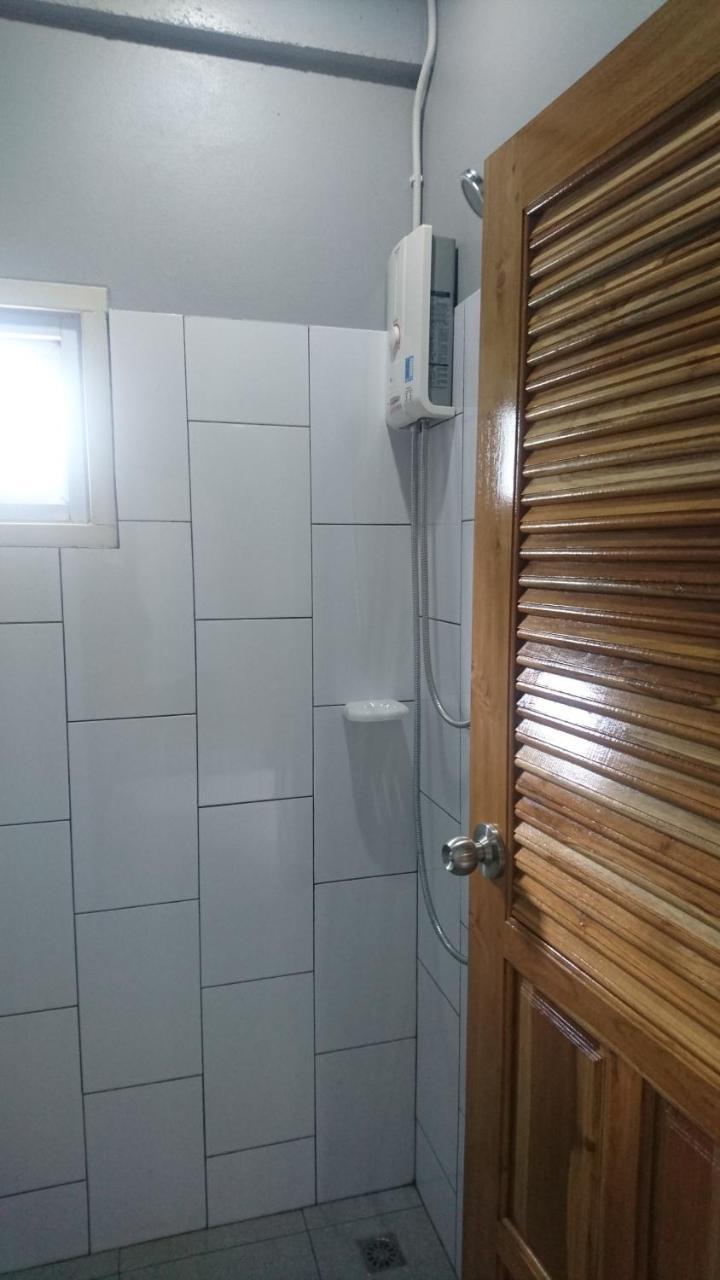 Easy Rooms And Minimart Ko Lanta Kültér fotó