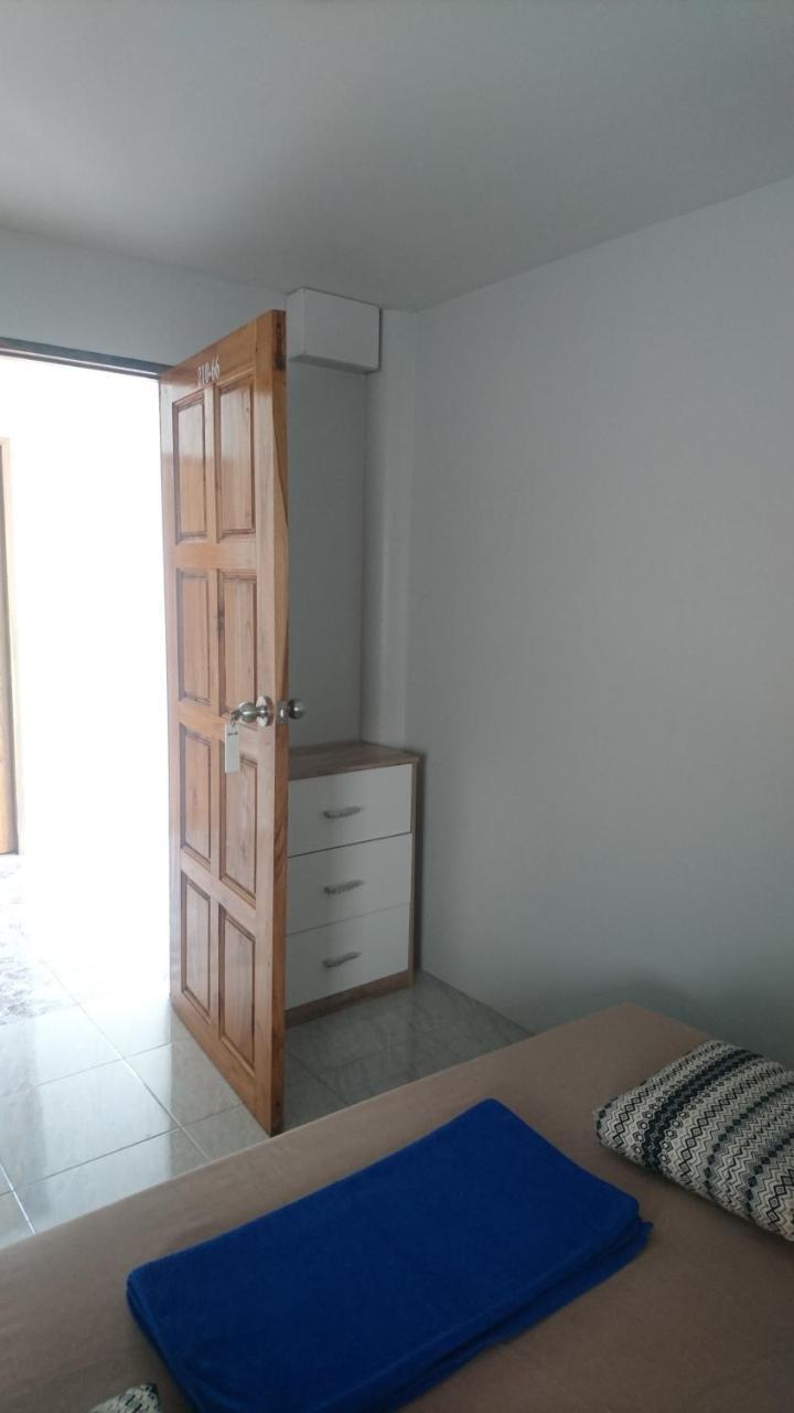 Easy Rooms And Minimart Ko Lanta Kültér fotó