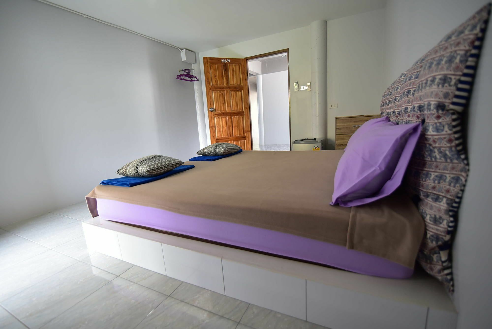 Easy Rooms And Minimart Ko Lanta Kültér fotó