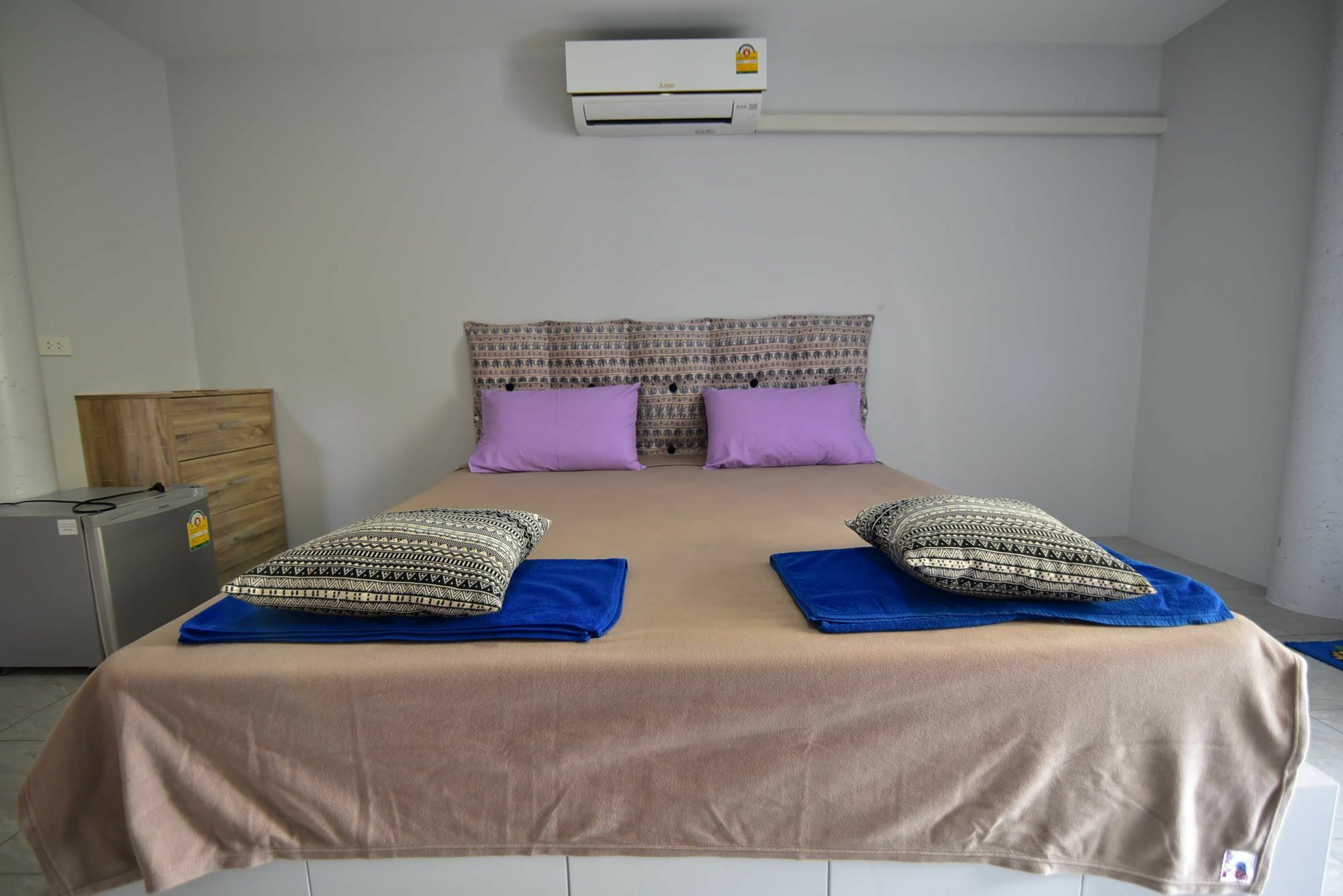 Easy Rooms And Minimart Ko Lanta Kültér fotó